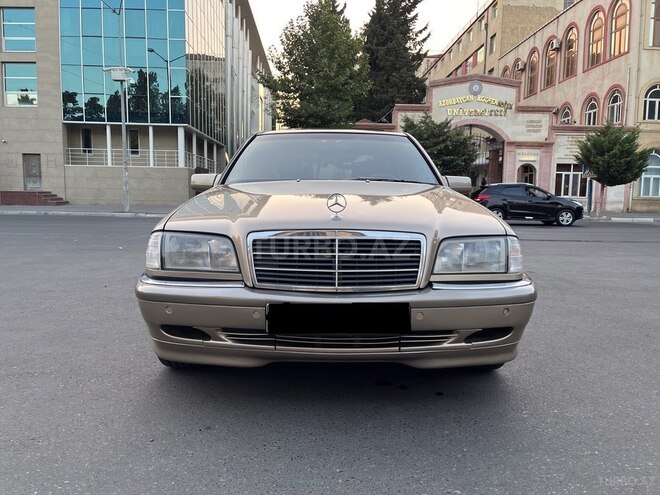 Mercedes C 240 2000, 180,000 km - 2.4 l - Bakı