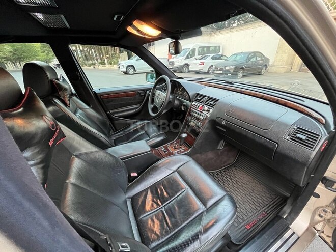 Mercedes C 240 2000, 180,000 km - 2.4 l - Bakı