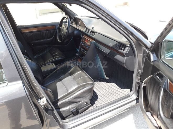 Mercedes E 220 1995, 600,000 km - 2.2 l - Bakı
