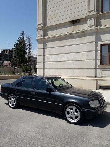 Mercedes E 220 1995, 600,000 km - 2.2 l - Bakı