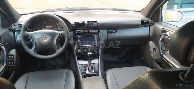 Mercedes C 200 2002, 214,000 km - 2.0 l - Bakı