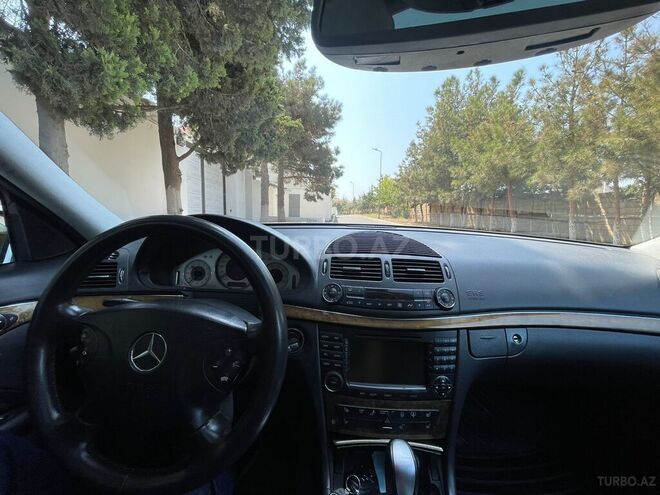 Mercedes E 240 2003, 295,000 km - 2.6 л - Bakı