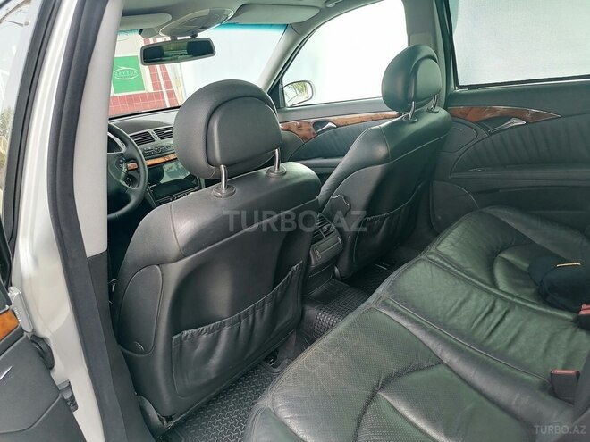 Mercedes E 240 2002, 237,218 km - 2.6 л - Göyçay