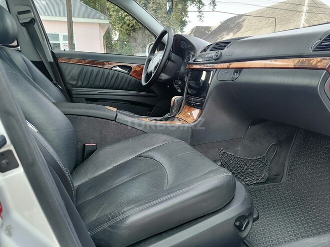Mercedes E 240 2002, 237,218 km - 2.6 л - Göyçay