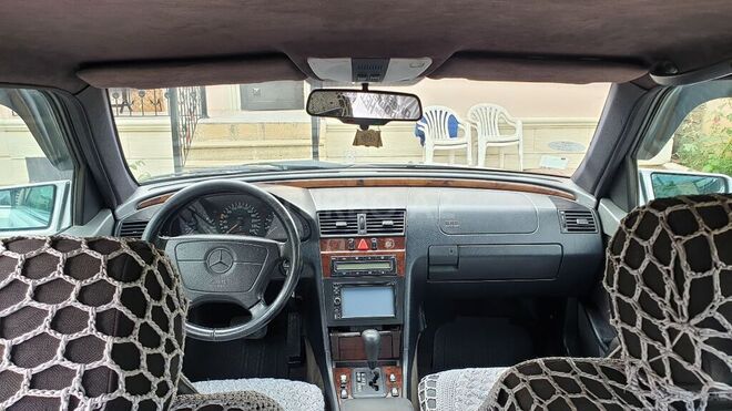 Mercedes C 200 1997, 266,000 km - 2.0 l - Xırdalan
