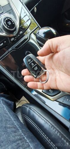 Hyundai Grandeur 2014, 130,461 km - 2.4 л - Xırdalan
