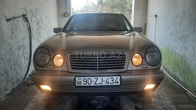 Mercedes E 230 1997, 350,000 km - 2.3 l - Bakı