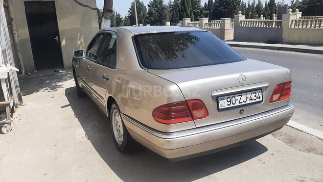 Mercedes E 230 1997, 350,000 km - 2.3 l - Bakı
