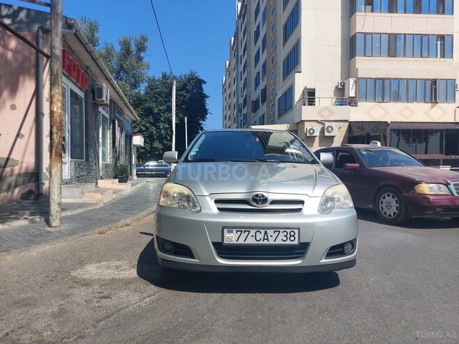 Toyota Corolla 2005, 240,000 km - 2.0 l - Bakı