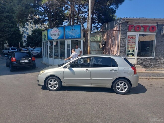 Toyota Corolla 2005, 240,000 km - 2.0 l - Bakı
