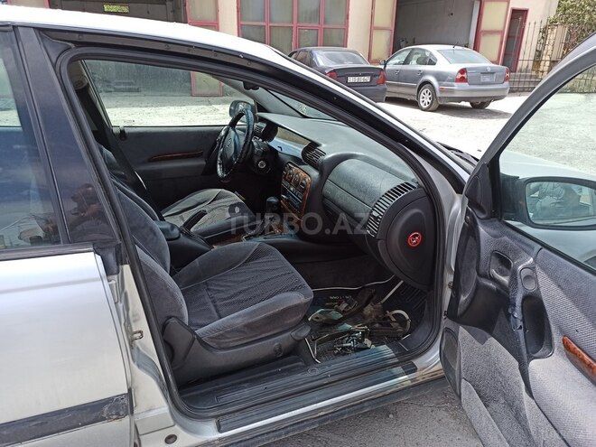 Opel Omega 1997, 246,000 km - 2.0 l - Gəncə