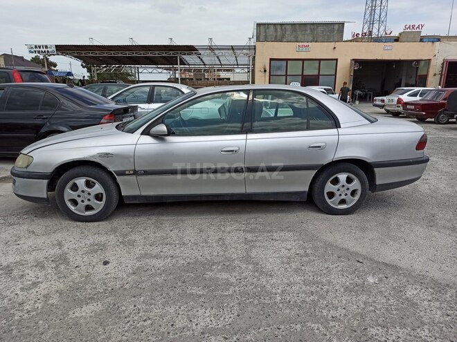 Opel Omega 1997, 246,000 km - 2.0 l - Gəncə