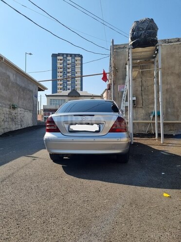 Mercedes C 270 2001, 388,633 km - 2.7 л - Bakı