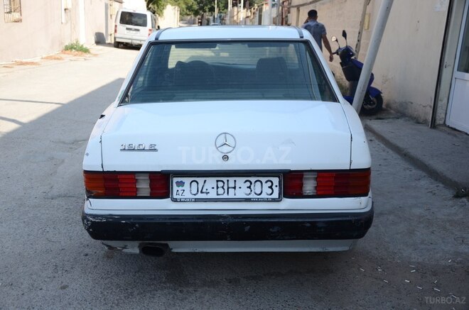 Mercedes 190 1991, 270,000 km - 1.8 л - Bakı