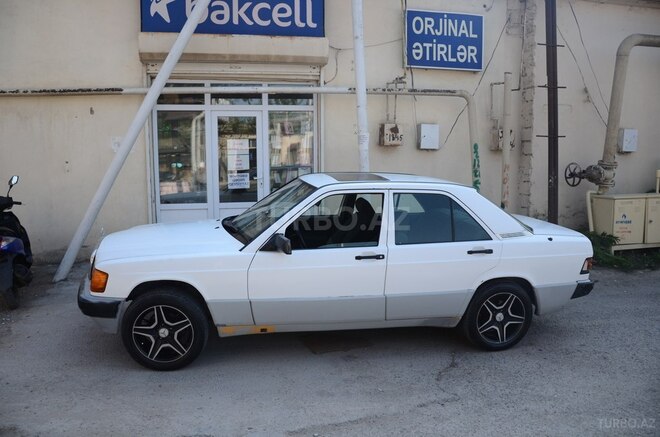 Mercedes 190 1991, 270,000 km - 1.8 л - Bakı