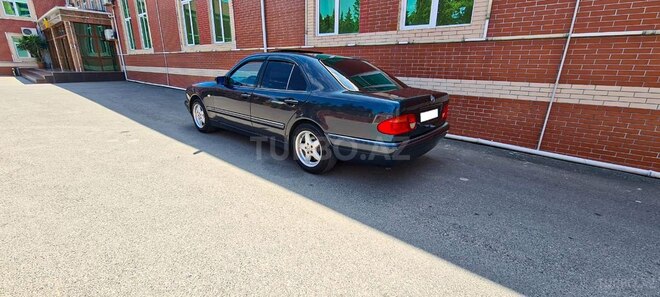 Mercedes E 230 1996, 399,000 km - 2.3 l - Bakı