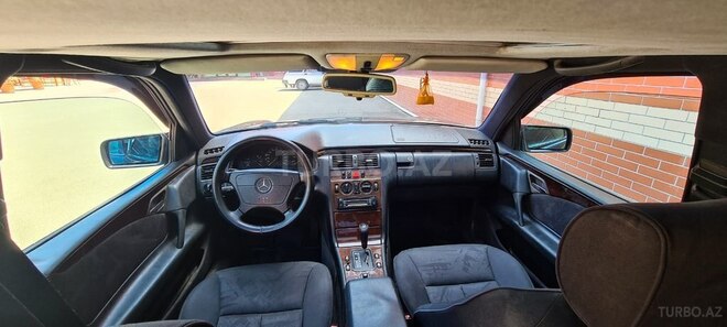 Mercedes E 230 1996, 399,000 km - 2.3 l - Bakı