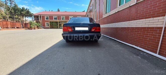 Mercedes E 230 1996, 399,000 km - 2.3 l - Bakı