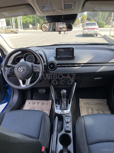 Toyota Yaris 2017, 83,000 km - 1.5 л - Bakı