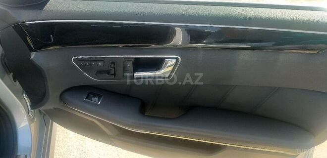 Mercedes E 200 2010, 73,200 km - 1.8 л - Bakı
