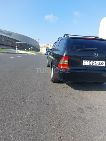 Mercedes C 240 1998, 256,000 km - 2.4 l - Bakı