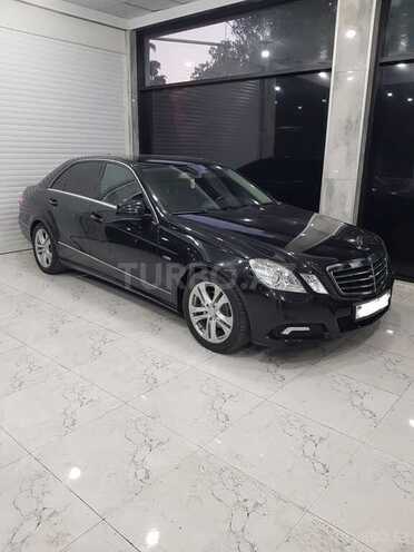 Mercedes E 220 2010, 286,000 km - 2.2 l - Bakı