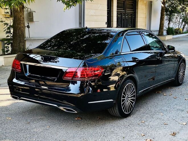 Mercedes E 220 2013, 298,000 km - 2.2 l - Bakı