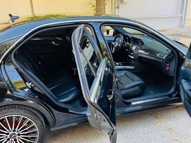Mercedes E 220 2013, 298,000 km - 2.2 l - Bakı