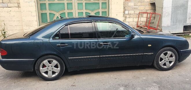 Mercedes E 240 1998, 470,000 km - 2.4 l - Bərdə
