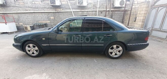 Mercedes E 240 1998, 470,000 km - 2.4 l - Bərdə