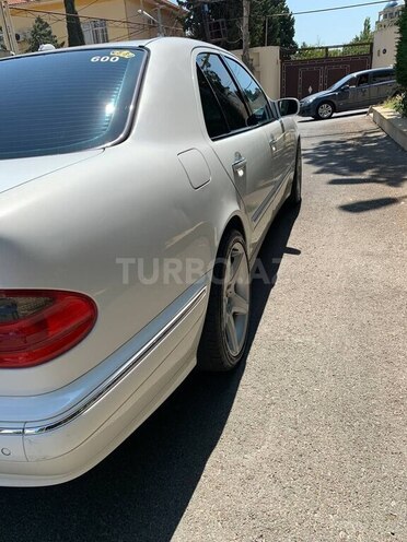 Mercedes E 280 2000, 280,000 km - 2.8 л - Bakı