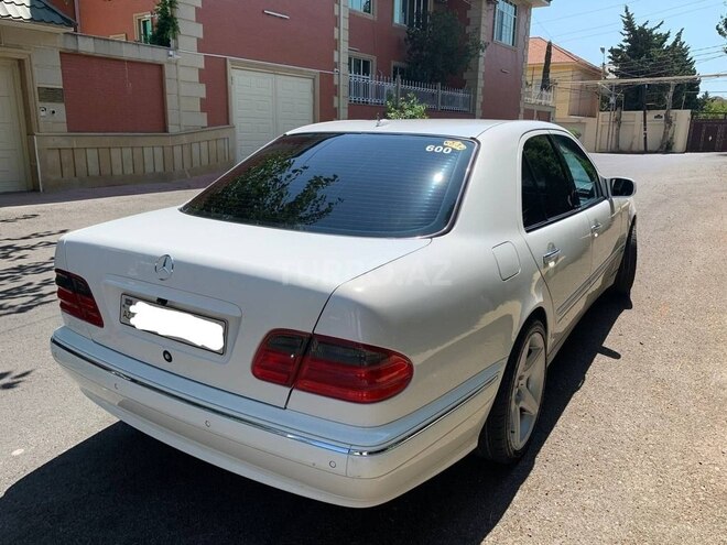 Mercedes E 280 2000, 280,000 km - 2.8 л - Bakı