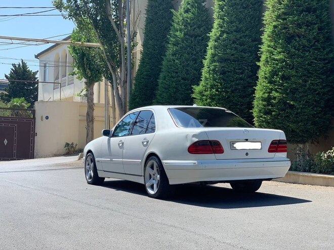 Mercedes E 280 2000, 280,000 km - 2.8 л - Bakı