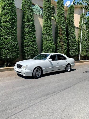 Mercedes E 280 2000, 280,000 km - 2.8 л - Bakı
