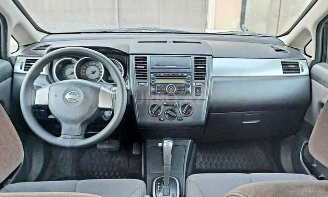 Nissan Tiida 2007, 181,000 km - 1.6 l - Quba
