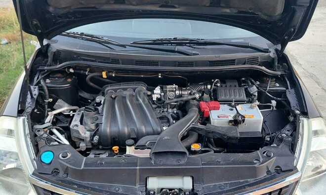 Nissan Tiida 2007, 181,000 km - 1.6 l - Quba