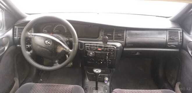 Opel Vectra 1997, 316,500 km - 2.0 l - Bakı