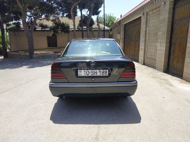 Mercedes C 180 1995, 326,805 km - 1.8 l - Bakı