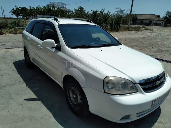 Chevrolet Lacetti 2008, 450,000 km - 1.6 л - Salyan