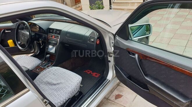 Mercedes C 200 1997, 266,000 km - 2.0 l - Bakı