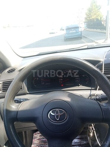 Toyota Corolla 2005, 249,000 km - 1.4 l - Bakı
