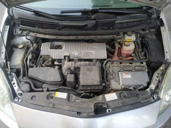 Toyota Prius 2010, 295,000 km - 1.8 l - Bakı