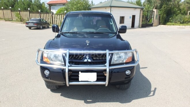 Mitsubishi Pajero 2003, 284,000 km - 3.2 л - Bakı