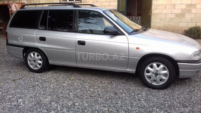 Opel Astra 1997, 420,000 km - 1.6 l - Bakı