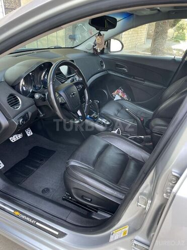 Chevrolet Cruze 2015, 232,000 km - 1.4 л - Salyan