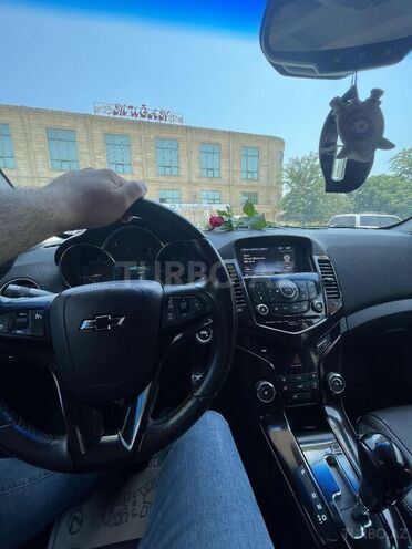 Chevrolet Cruze 2015, 232,000 km - 1.4 л - Salyan