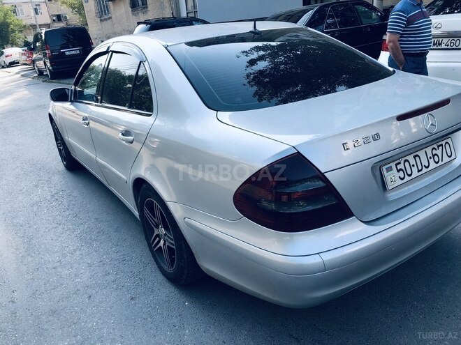 Mercedes E 220 2002, 241,041 km - 2.2 l - Sumqayıt