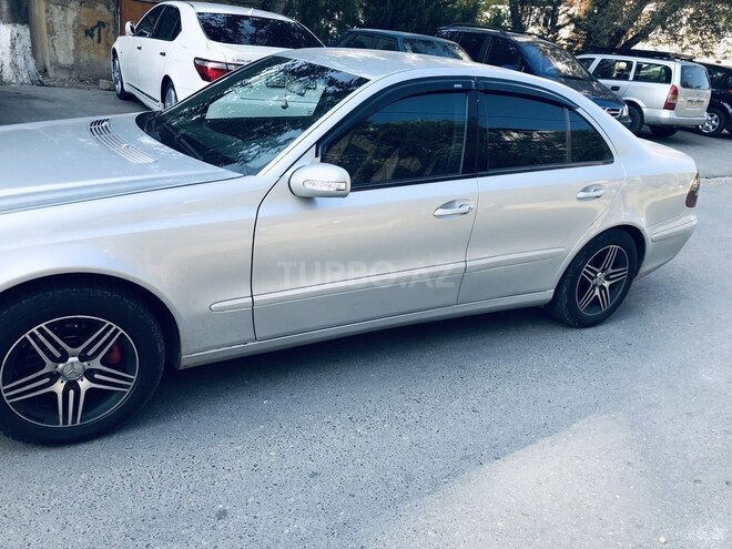 Mercedes E 220 2002, 241,041 km - 2.2 l - Sumqayıt