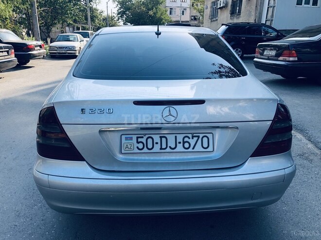 Mercedes E 220 2002, 241,041 km - 2.2 l - Sumqayıt