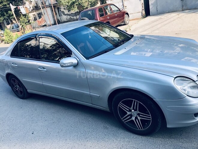 Mercedes E 220 2002, 241,041 km - 2.2 l - Sumqayıt
